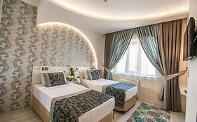 Duendar Hotel