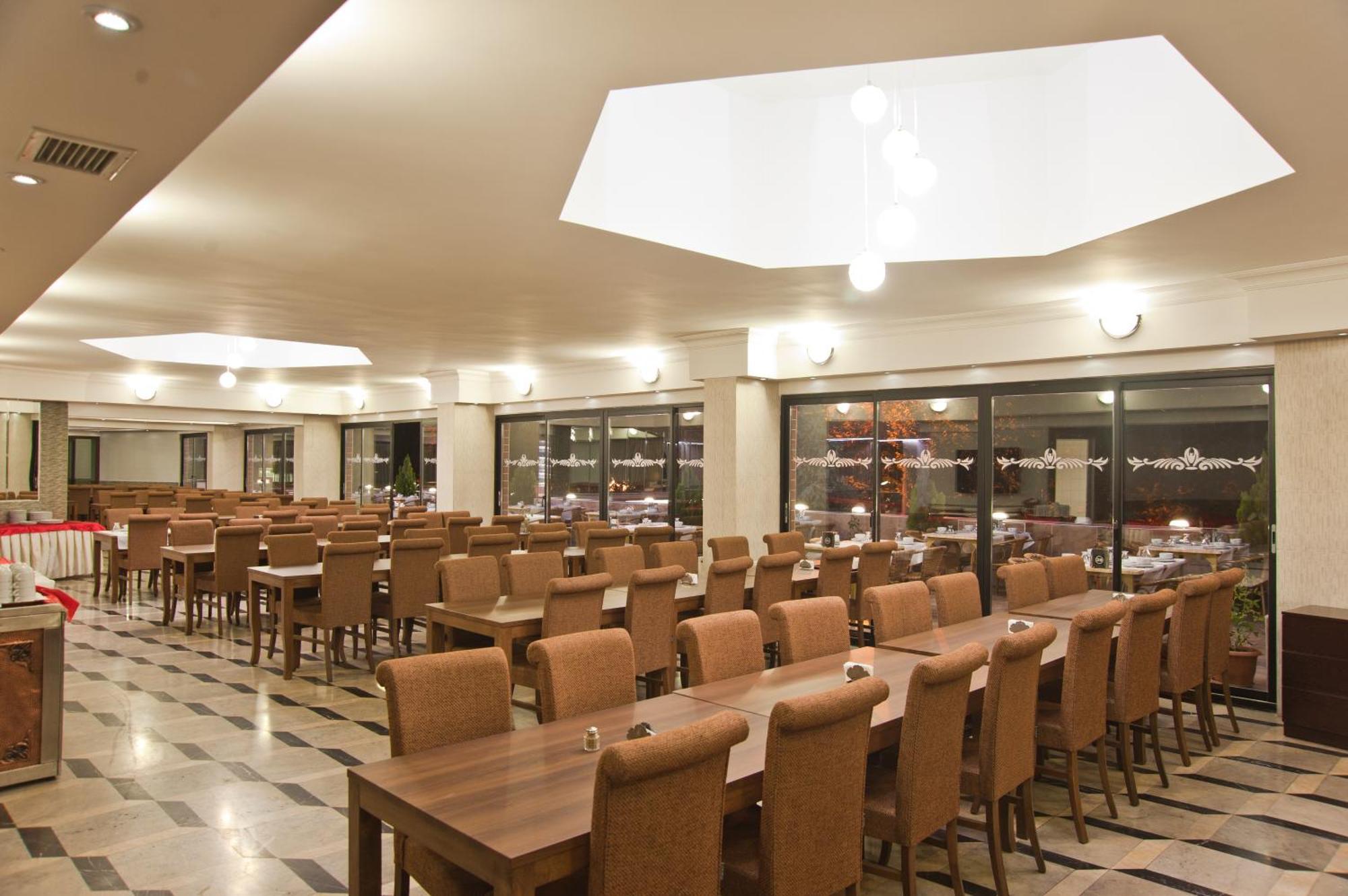 Duendar Hotel Konya Esterno foto